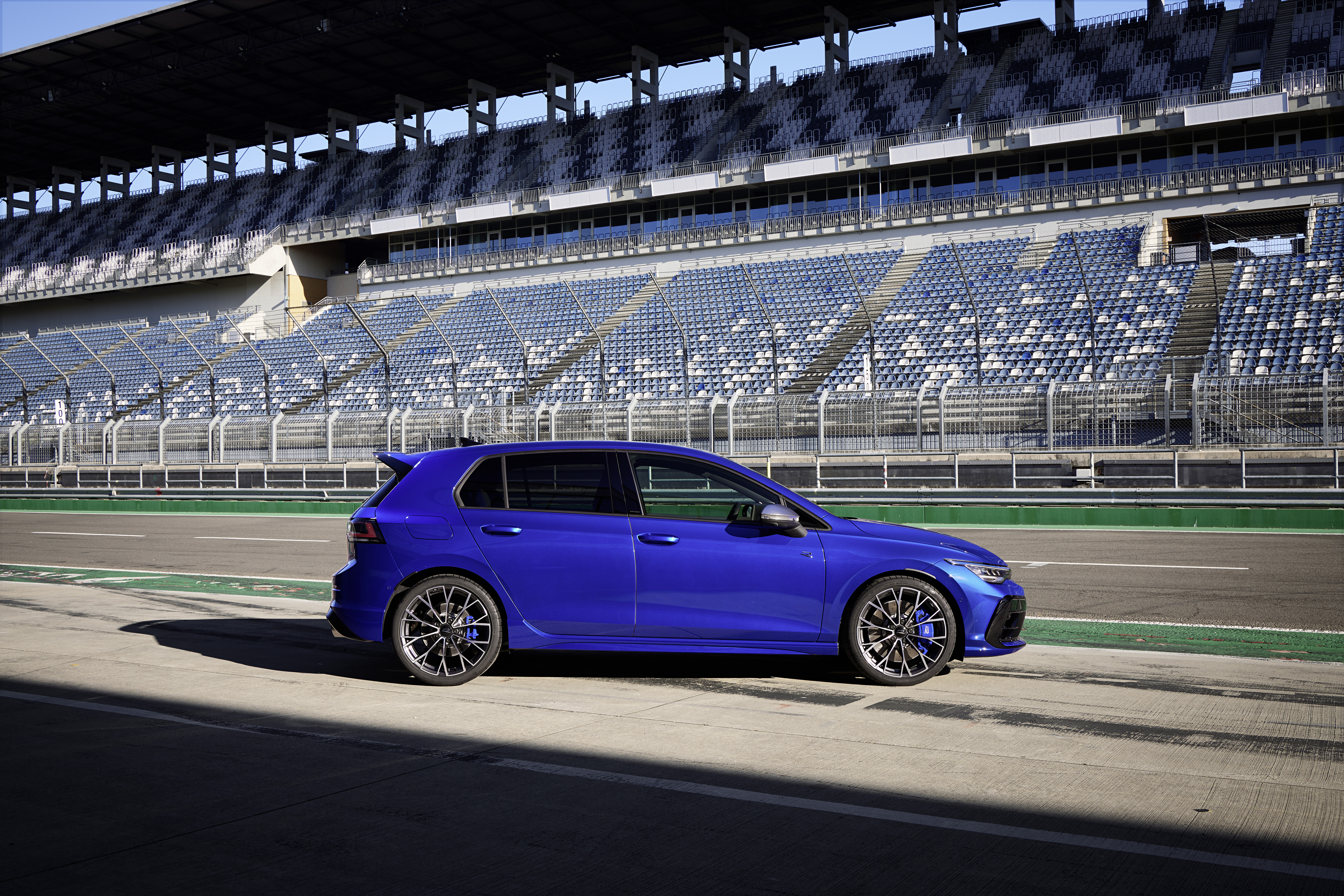 Vernieuwde Golf R: de ‘R-touch’ van het R-performance pakket
