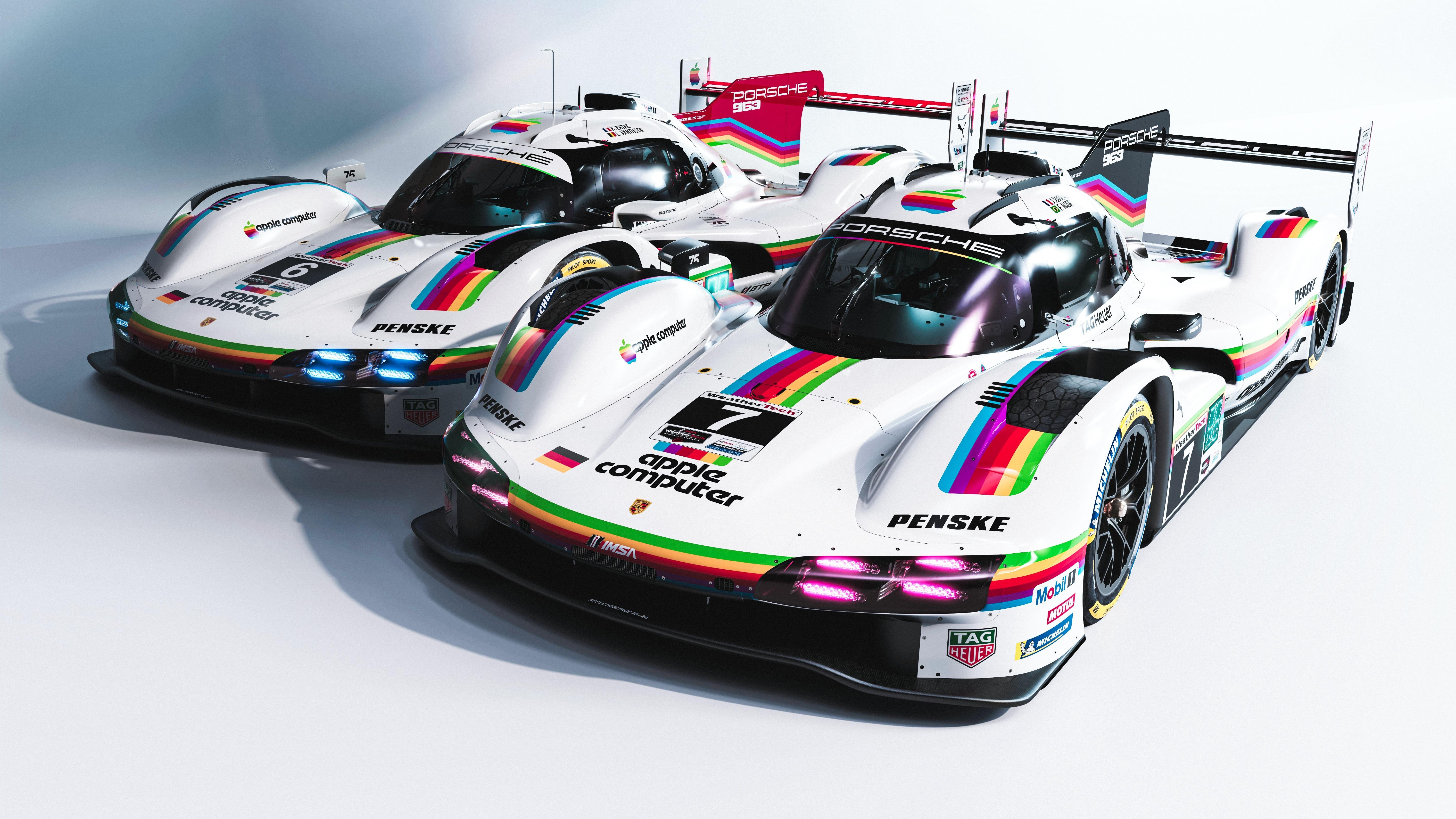 Porsche 963 racet in historische Apple Computer kleurstelling