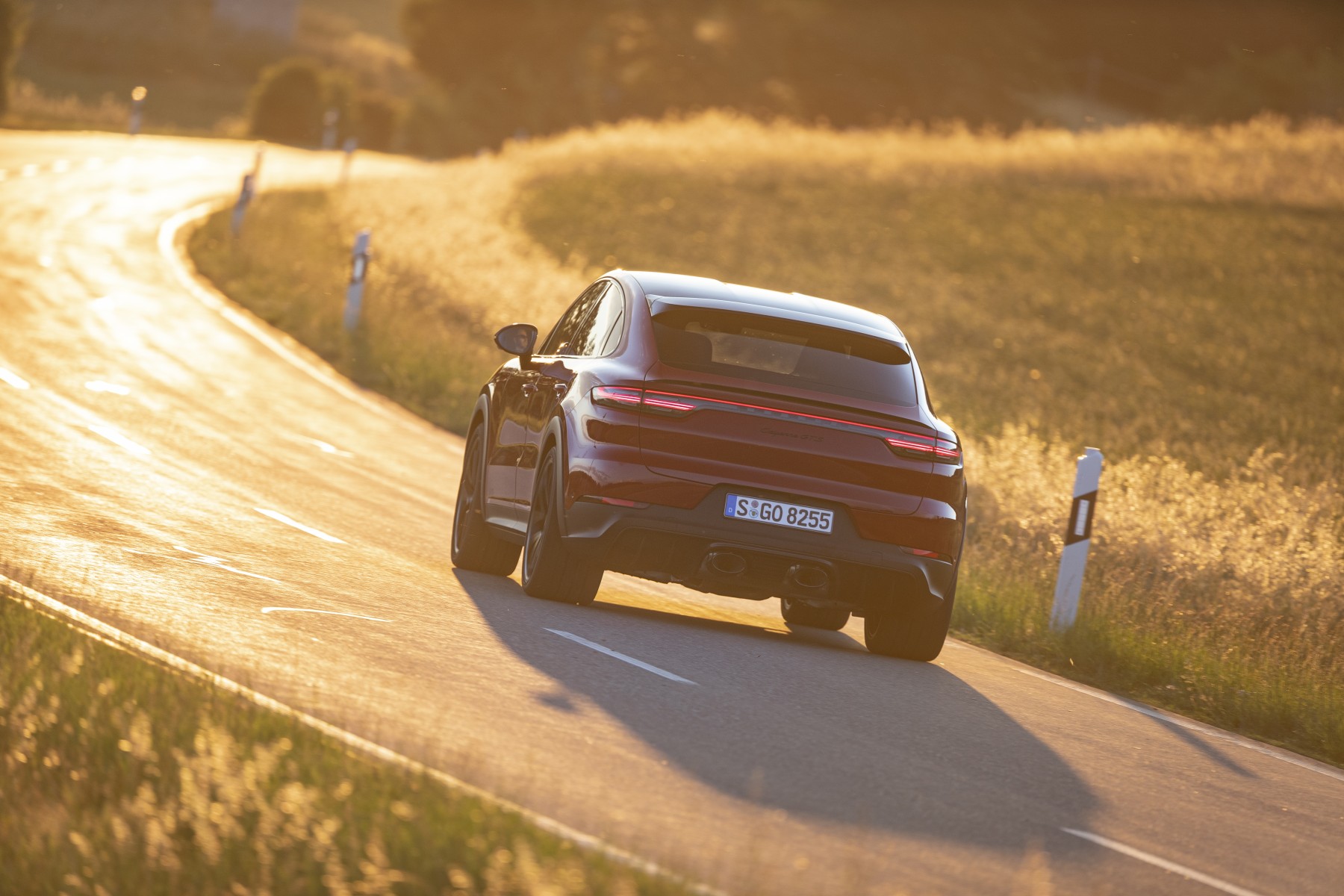 [VIDEO] AutoTrader test de Cayenne GTS Coupé “De V8 is terug!”