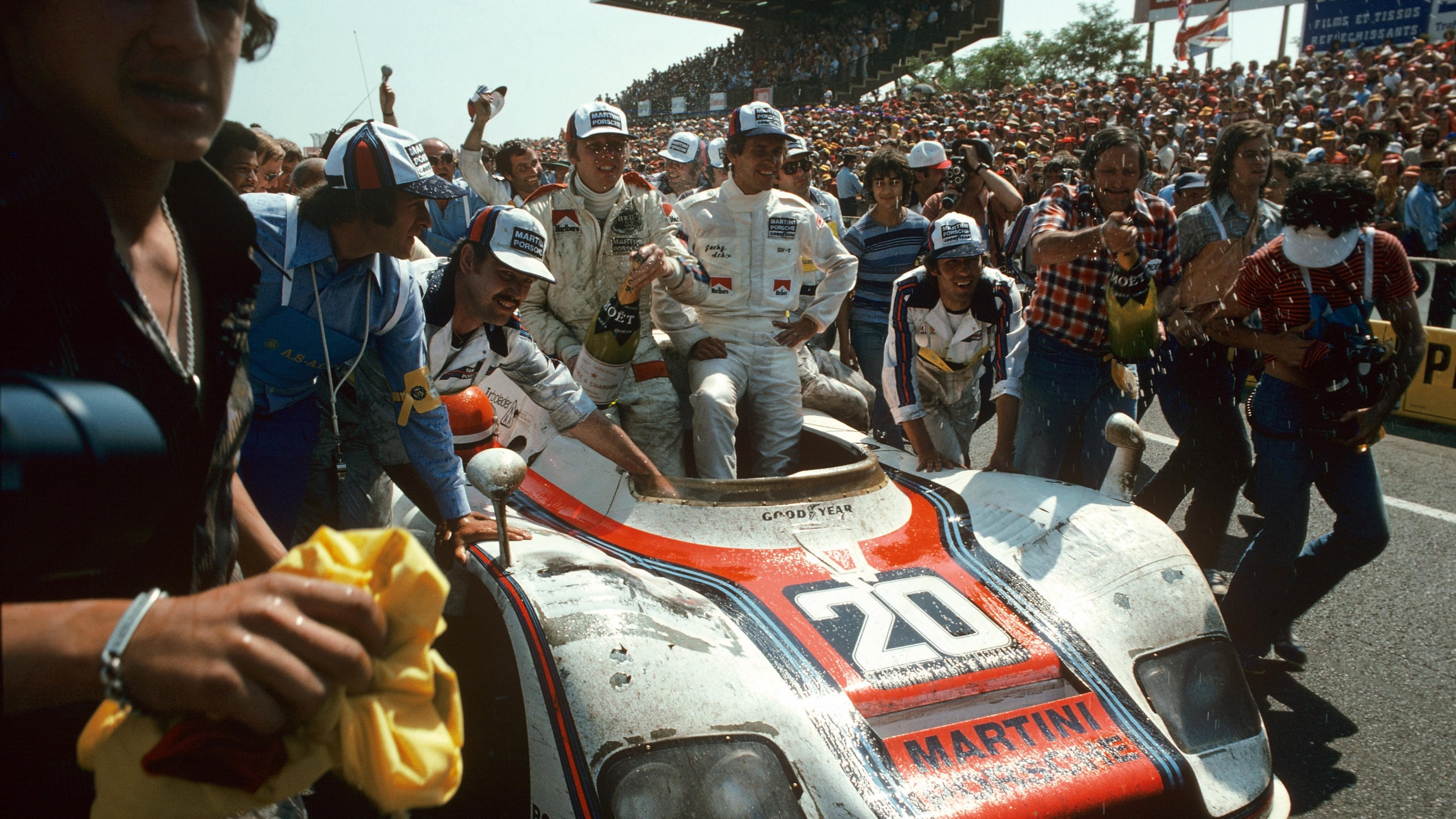 Een halve eeuw na Le Mans 1976 Porsche Nederland eert racelegende Gijs van Lennep met intieme mini-documentaire3