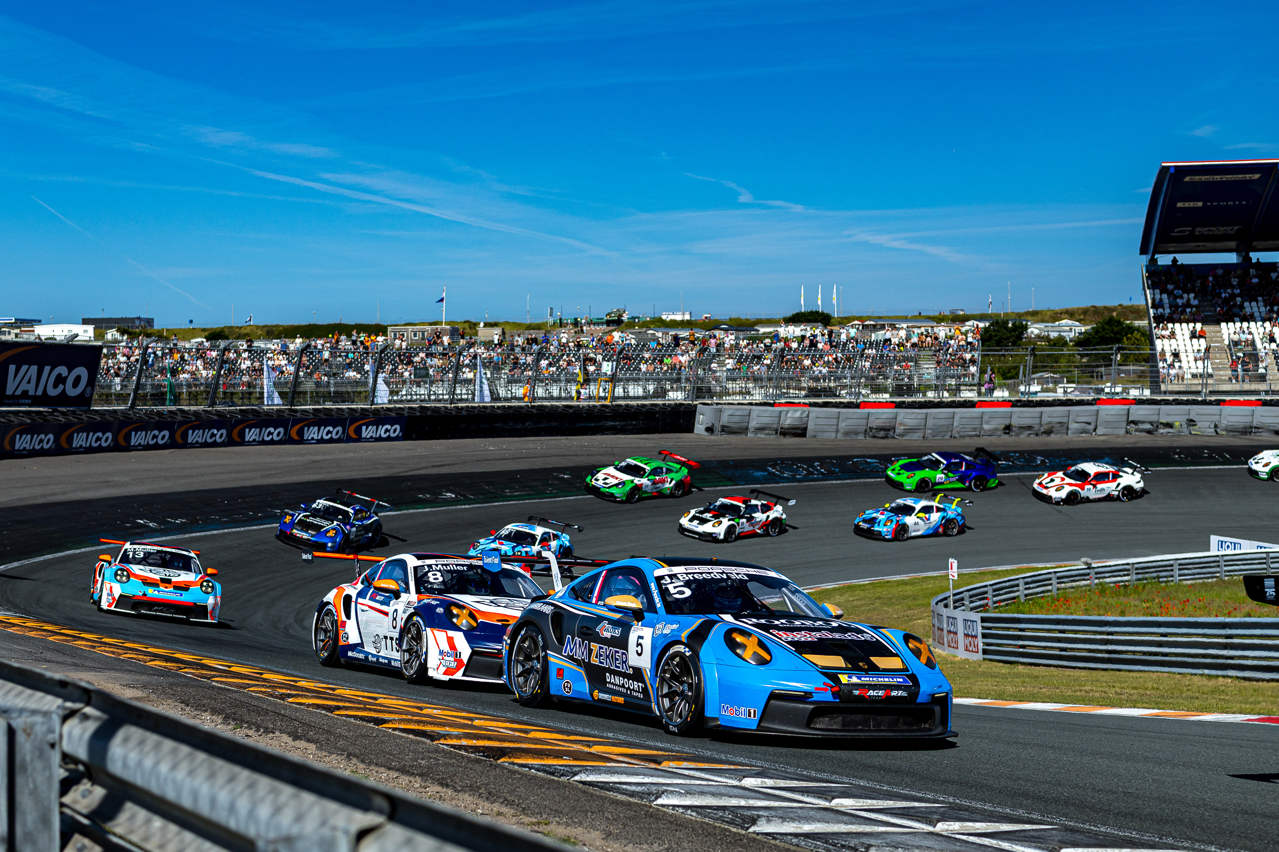 Porsche Carrera Cup Benelux straalt op zonnig Zandvoort
