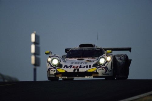 HDI 60791_1_Rennen Le Mans 1998; 25_ 911 GT1 Jörg Müller_ Uwe Alzen_Bob Wollek, 2. Platz