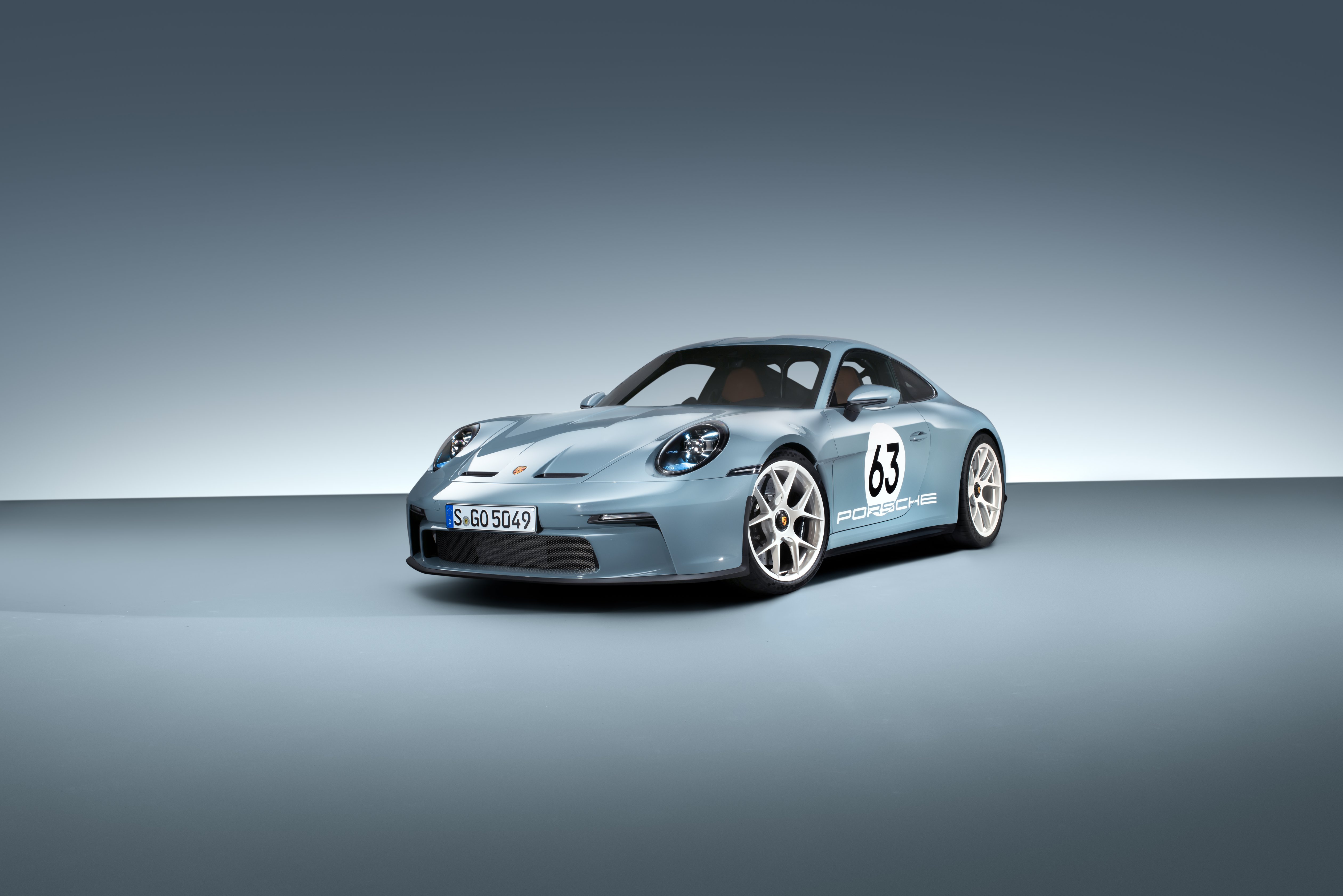 911 ST (3)
