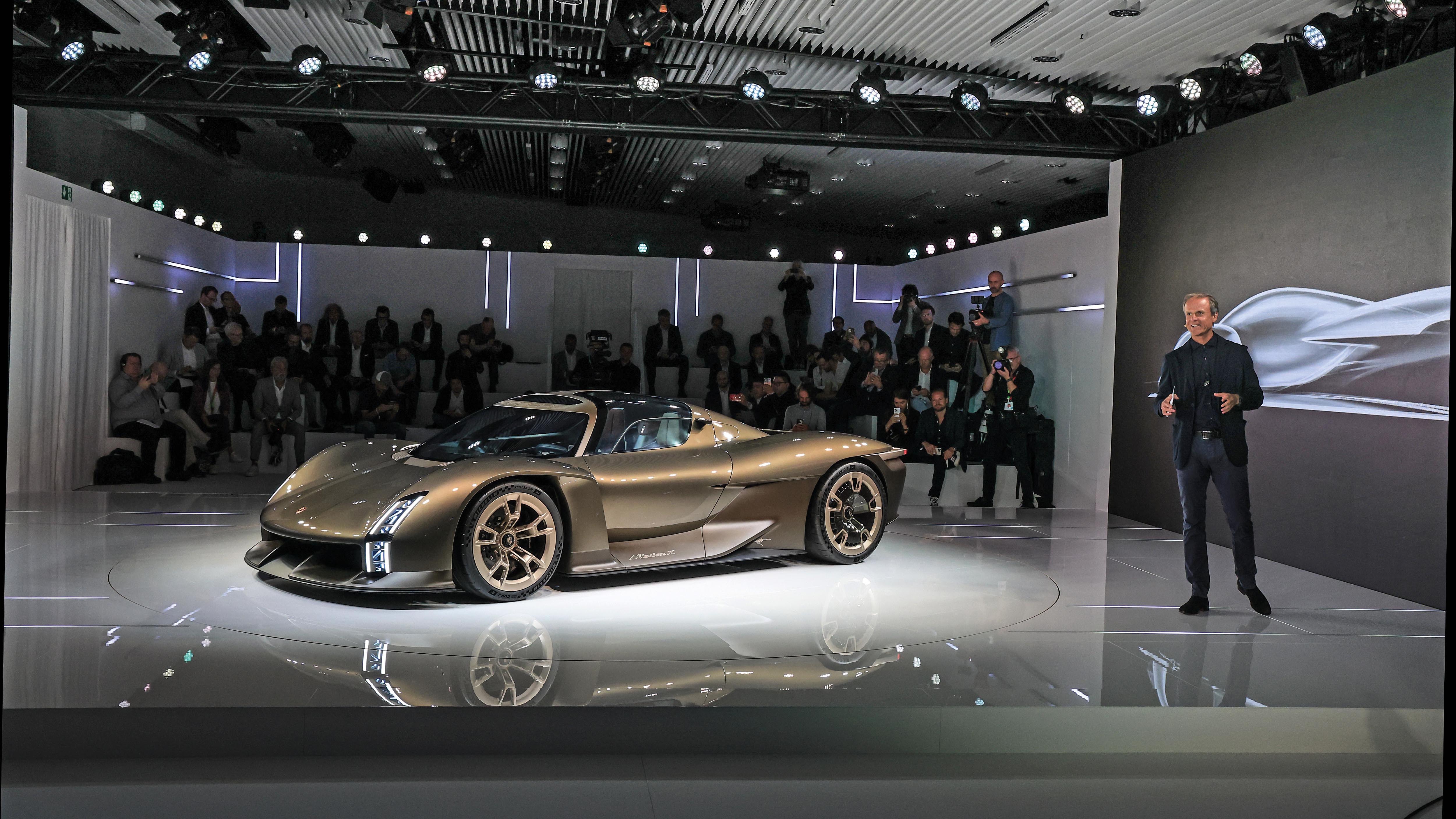 Making of Porsche Mission X - 6