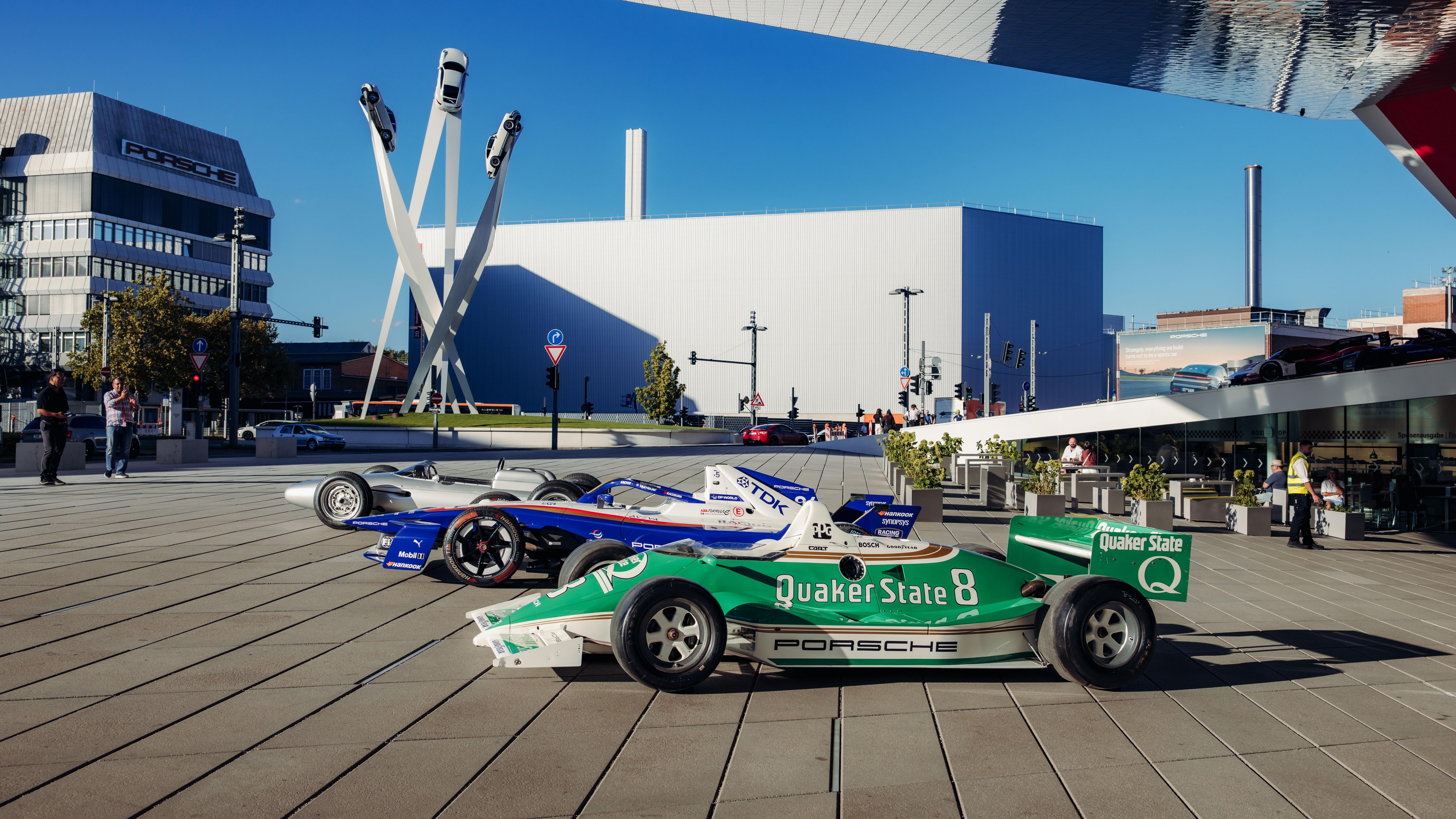 Formule E wereldkampioensauto van Porsche toegevoegd aan museumcollectie13