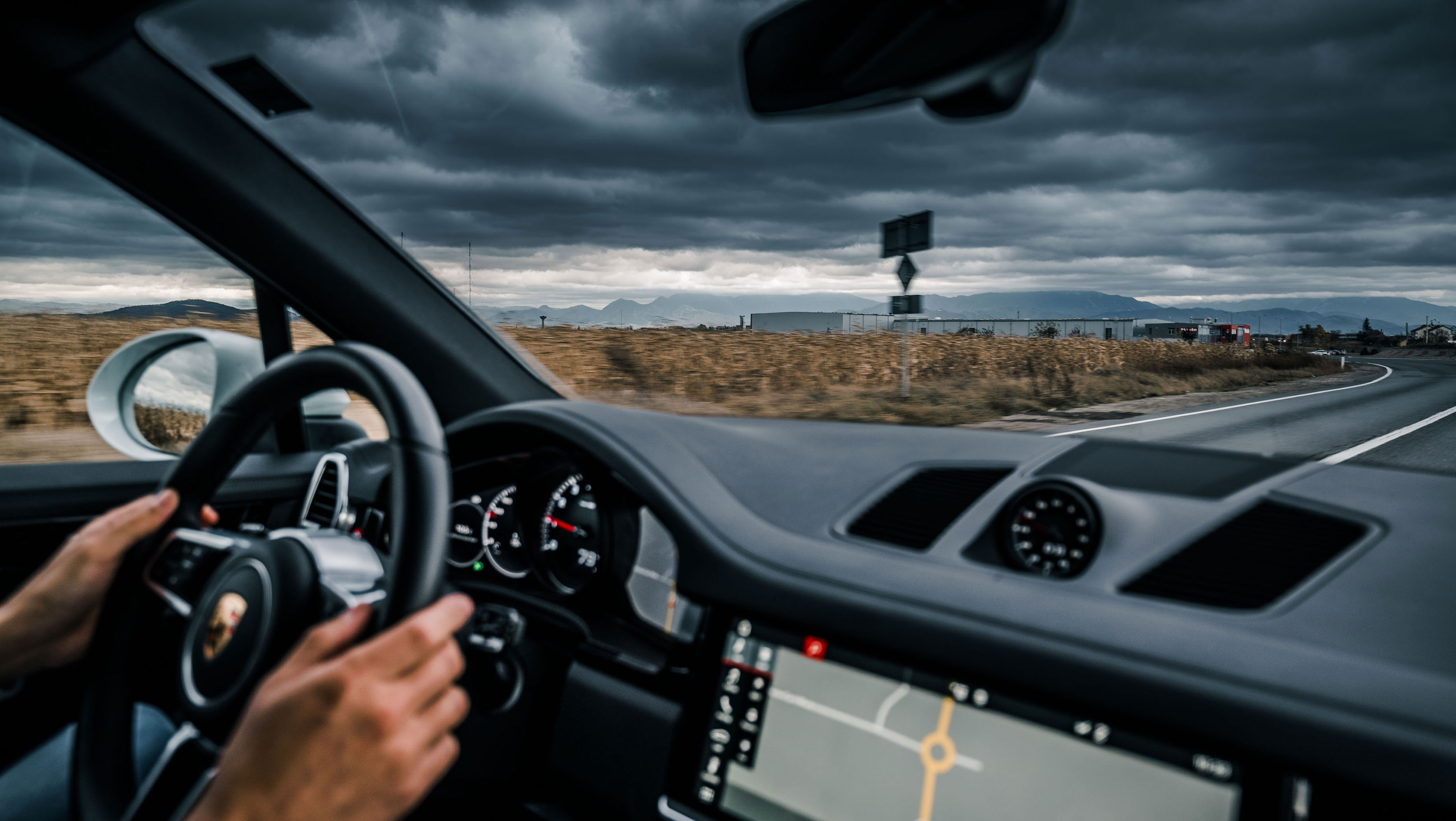 Porsche - Dracula’s Trail -4