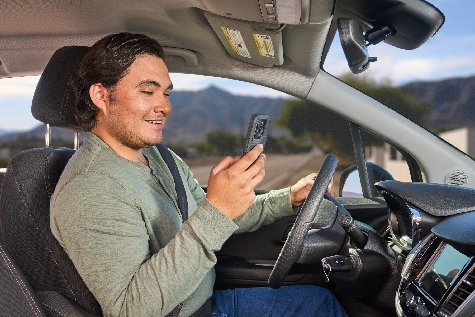 National Distracted Driving Month: Urging Congress to Act