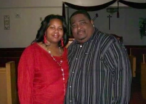 In April 2017, Mark and Stephanie celebrated their 11th wedding anniversary. 
