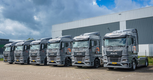 MAN eTGX en 5 TGX 6x2-4 trekkers voor ProMax