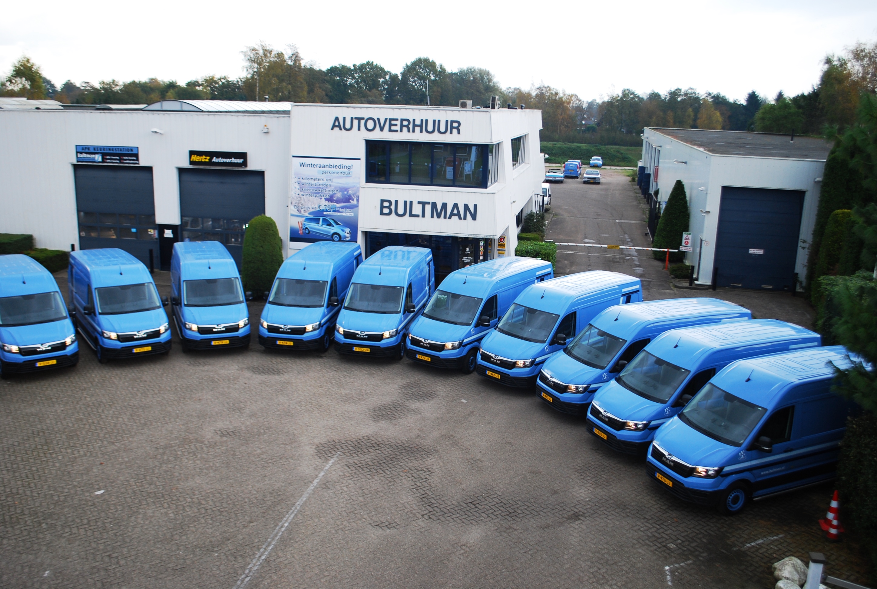 Tien stuks MAN TGE voor Bultman