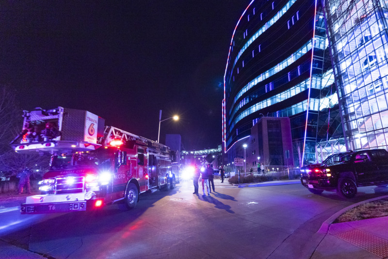 KCTV 5 First responders brighten kids' nights with Parade of Lights
