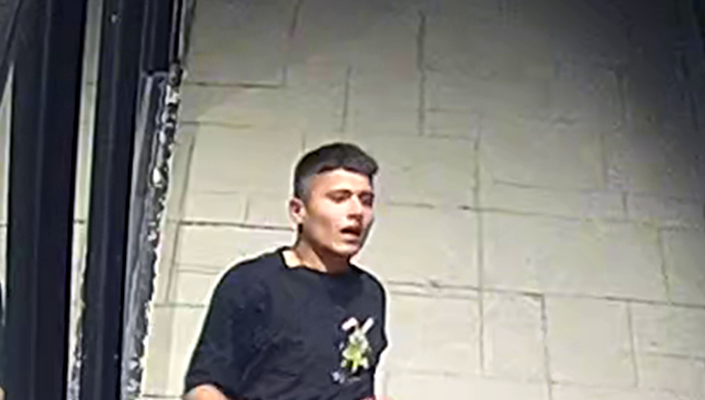 Police seek assistance to identify assault and robbery suspect