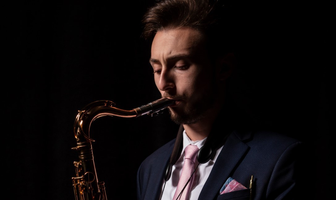 Alex Pedherney playing saxaphone