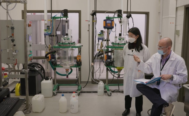 biofuels lab wiht two researchers in masks