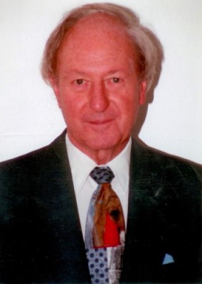 In_Passing_Earl Begg was a trailblazer for women's sports in Ontario and across Canada.