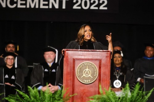 Lisa Harrell Commencement2022
