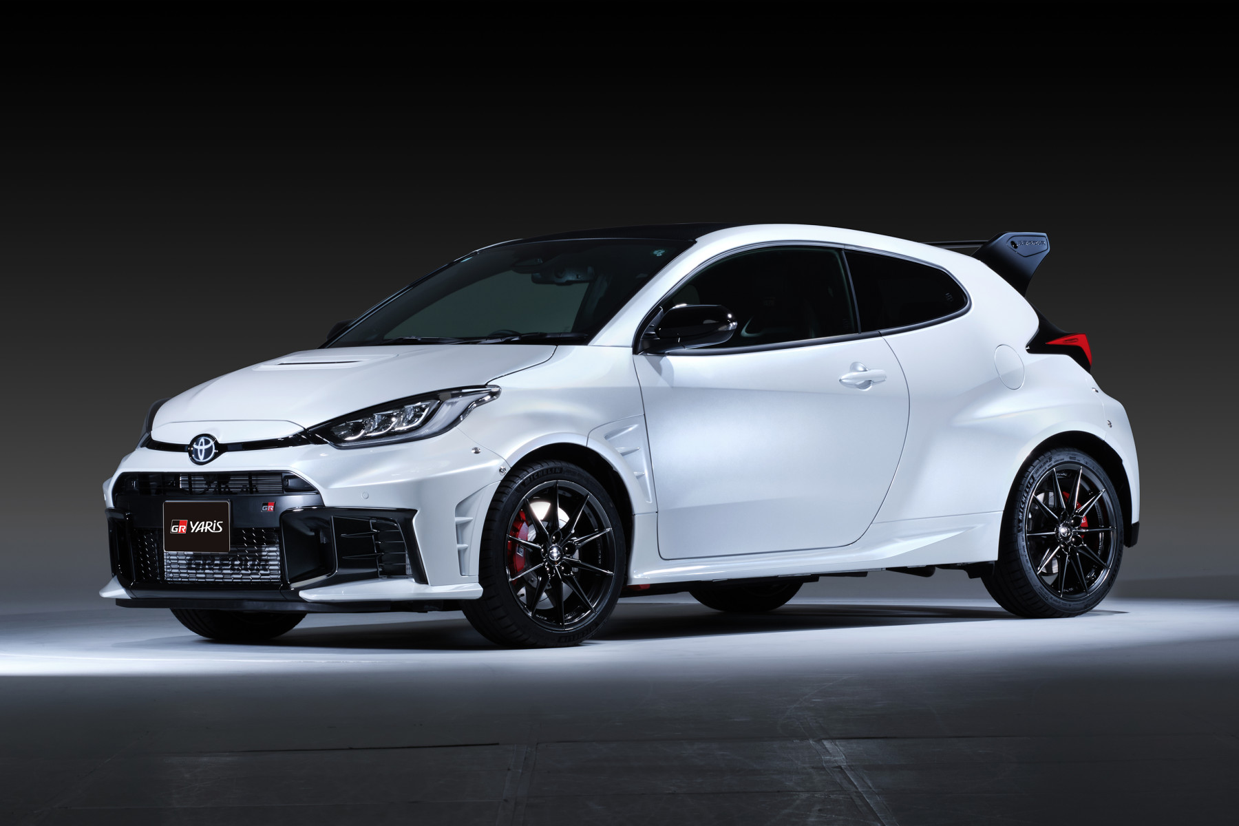 最新発見 TOYOTA GAZOO 2025 Salon Auto Tokyo at Exhibiting Racing ミニカー
