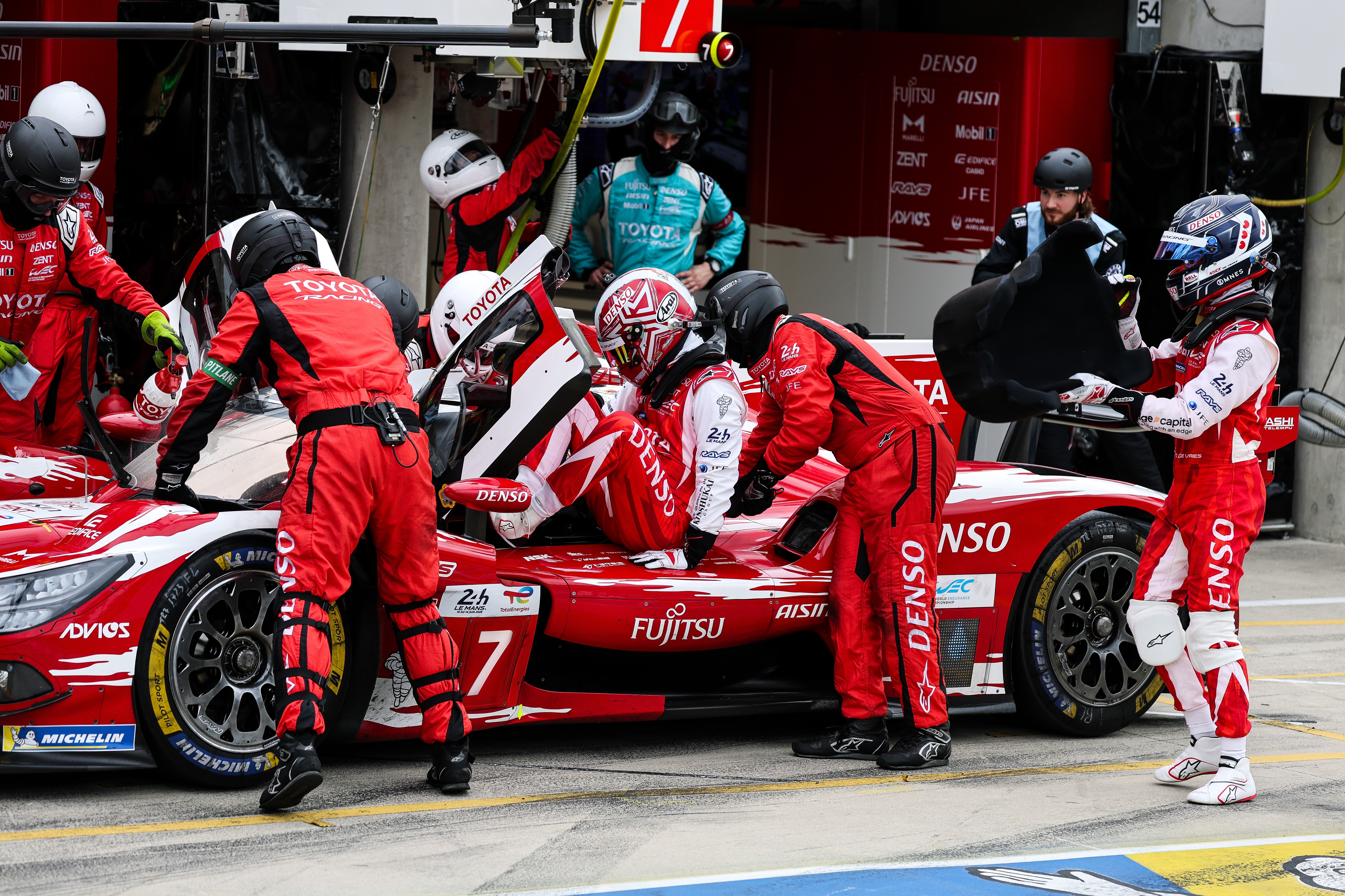 Tjm Grid Le Mans 24 Hours: Free Practice and Hyperpole - TOYOTA RACING confirms ...