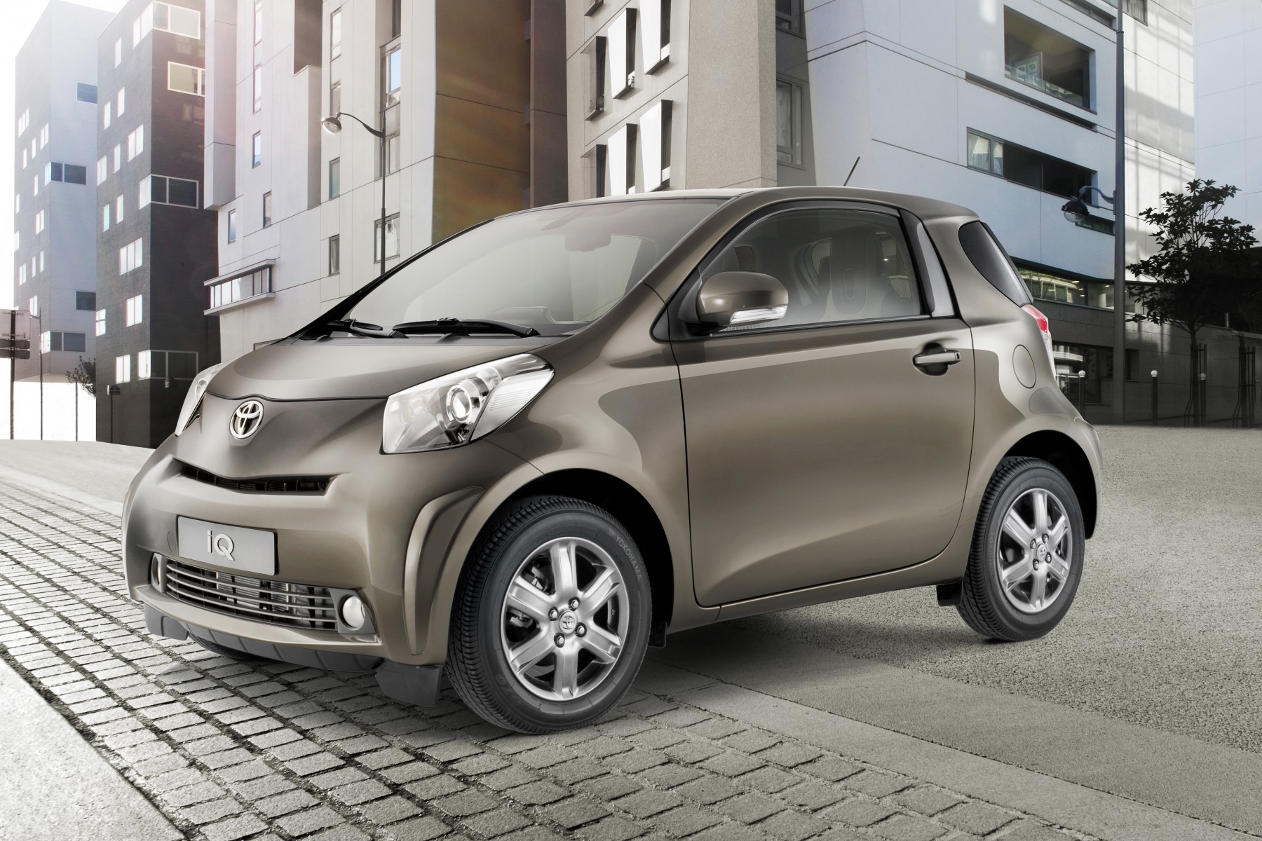 トヨタIQ 1.3 トヨタ iQ 1.3 130G レザーパッケージ フルオプション 138.0万円