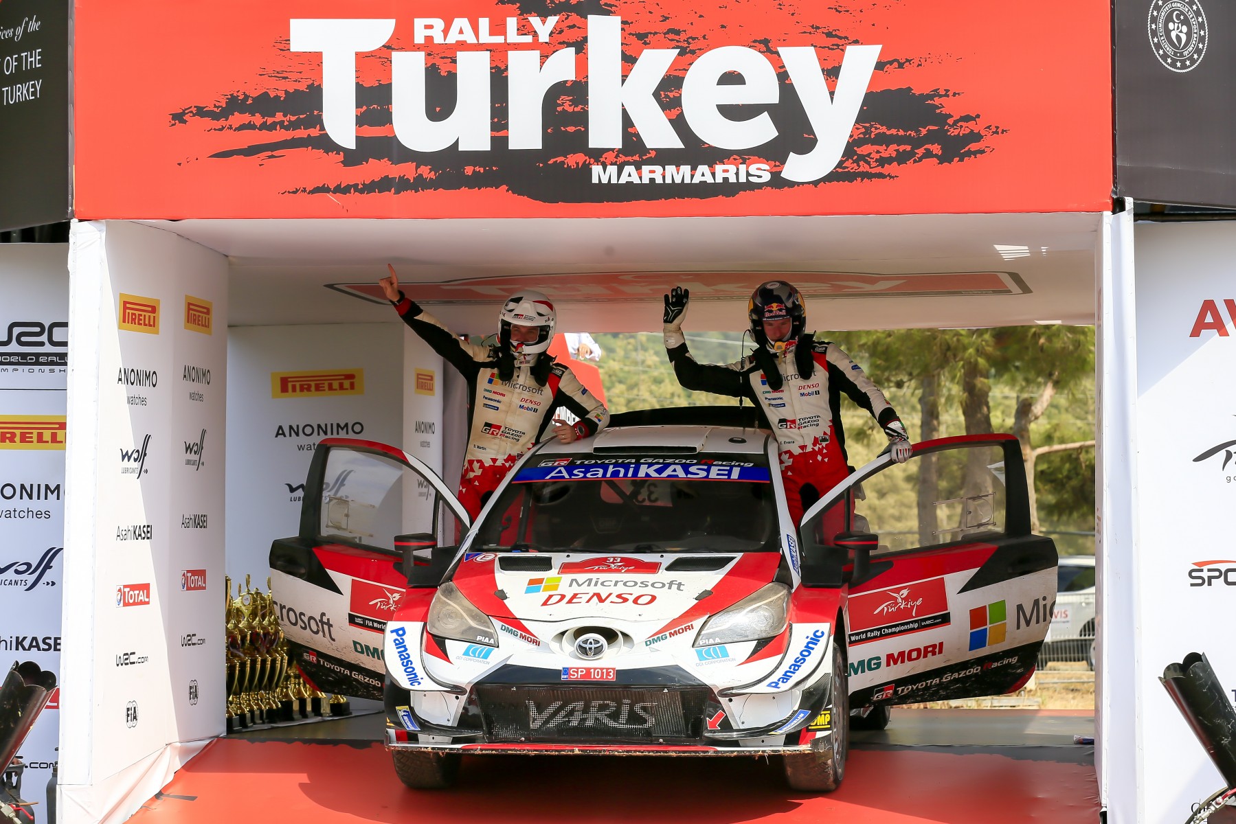RALLY DI TURCHIA: VITTORIA PER TOYOTA CON EVANS