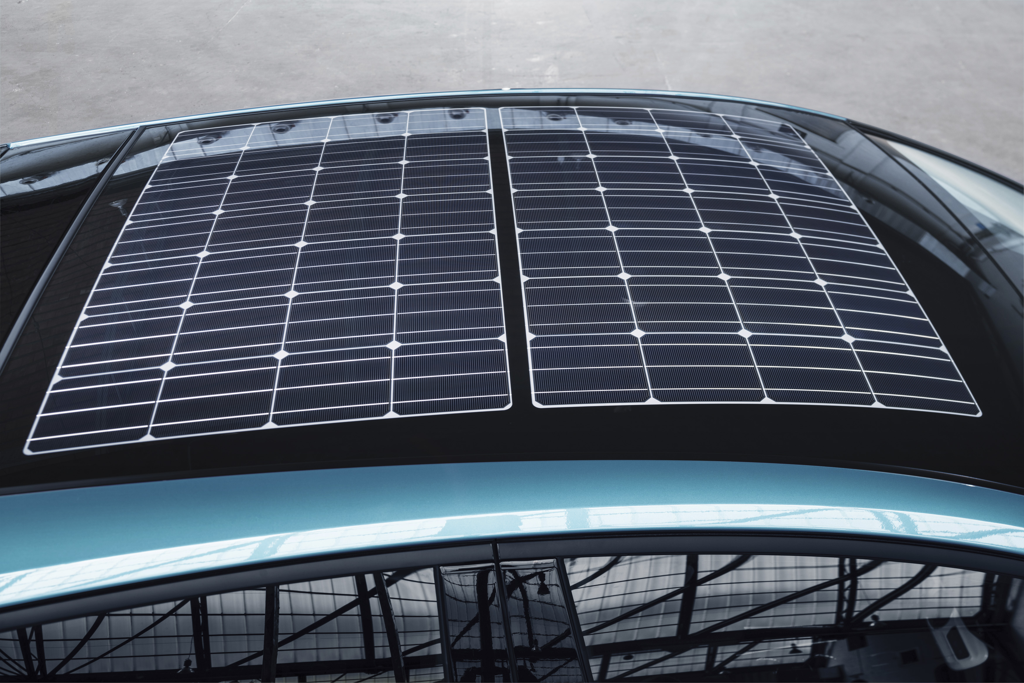 PRIUS PLUG-IN HYBRID
