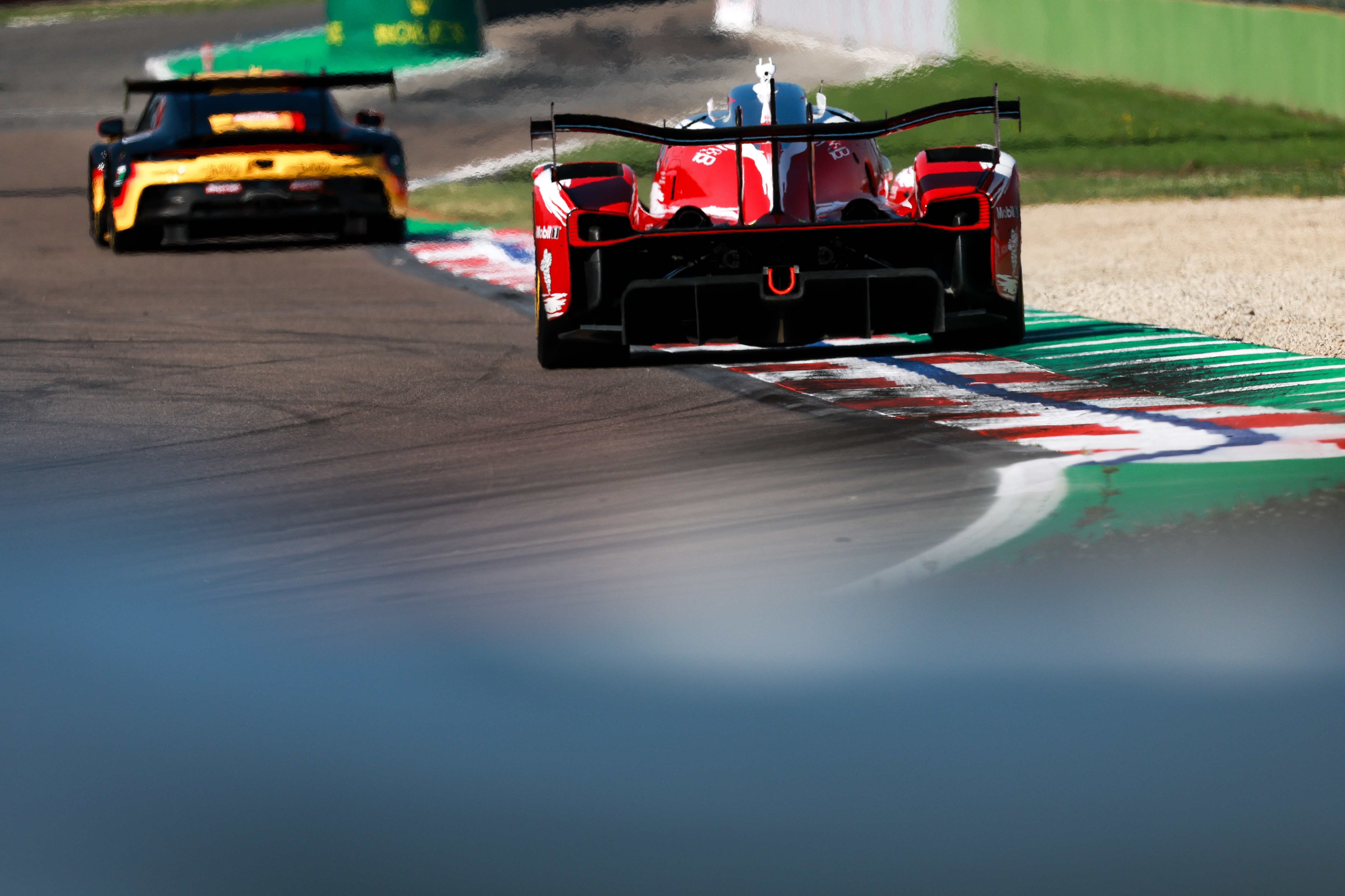 6 Hours of Imola: Qualifying - Front row start for TOYOTA RACING at Imola
