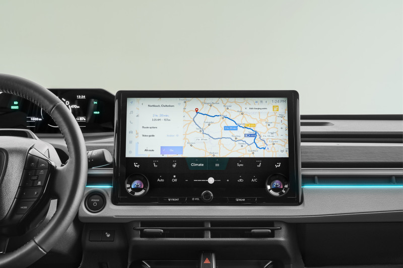 800_2025toyotac-hrinterior03.jpg?10000