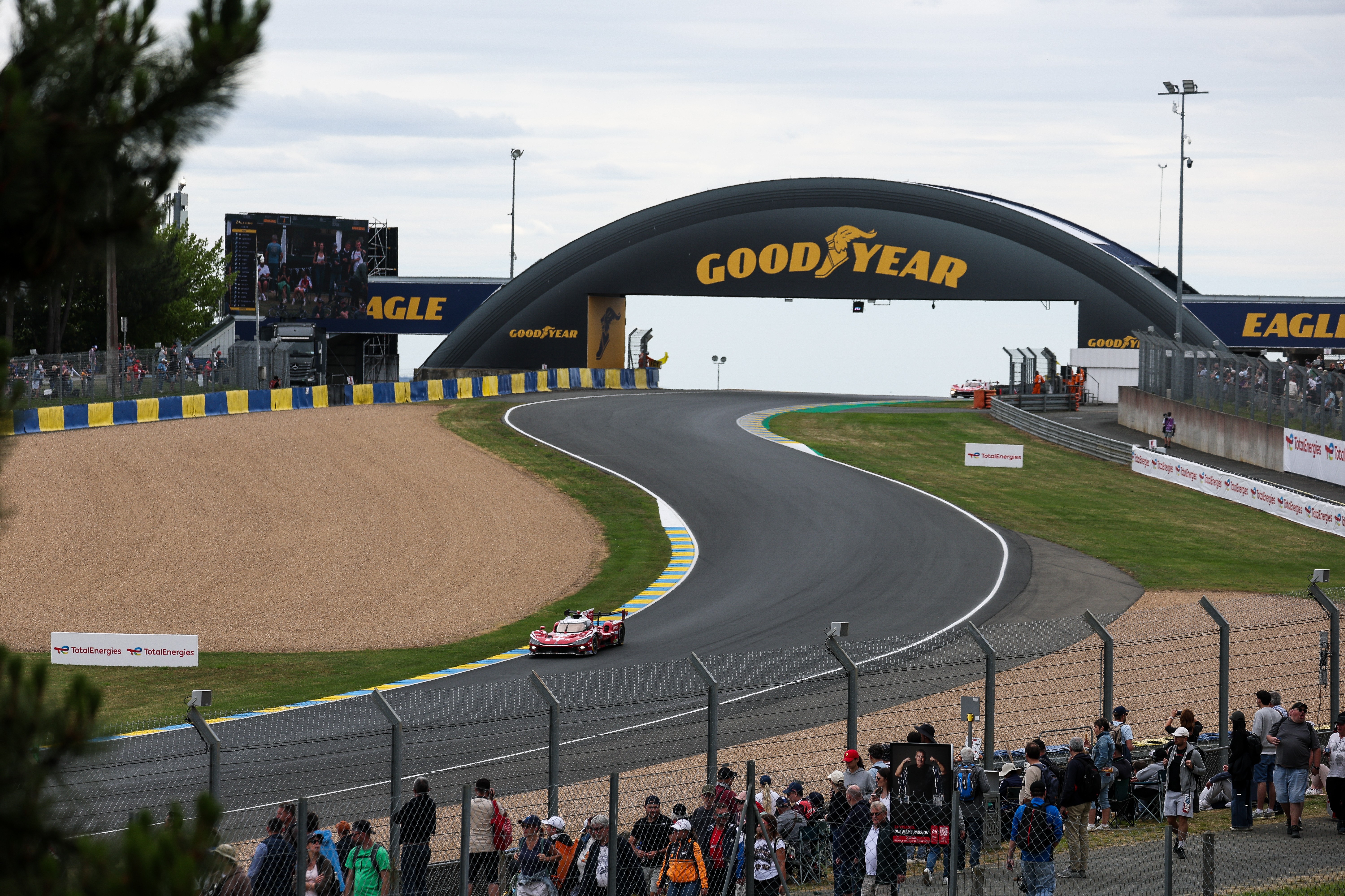 Tjm Grid Le Mans 24 Hours: Free Practice and Hyperpole - TOYOTA RACING confirms ...