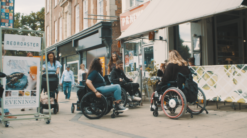 Toyota Mobility y Sociability mejoran la movilidad accesible de las ...