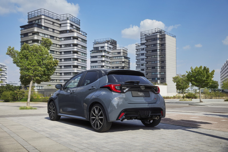 Toyota Yaris 2025: nuevas mejoras | Toyota