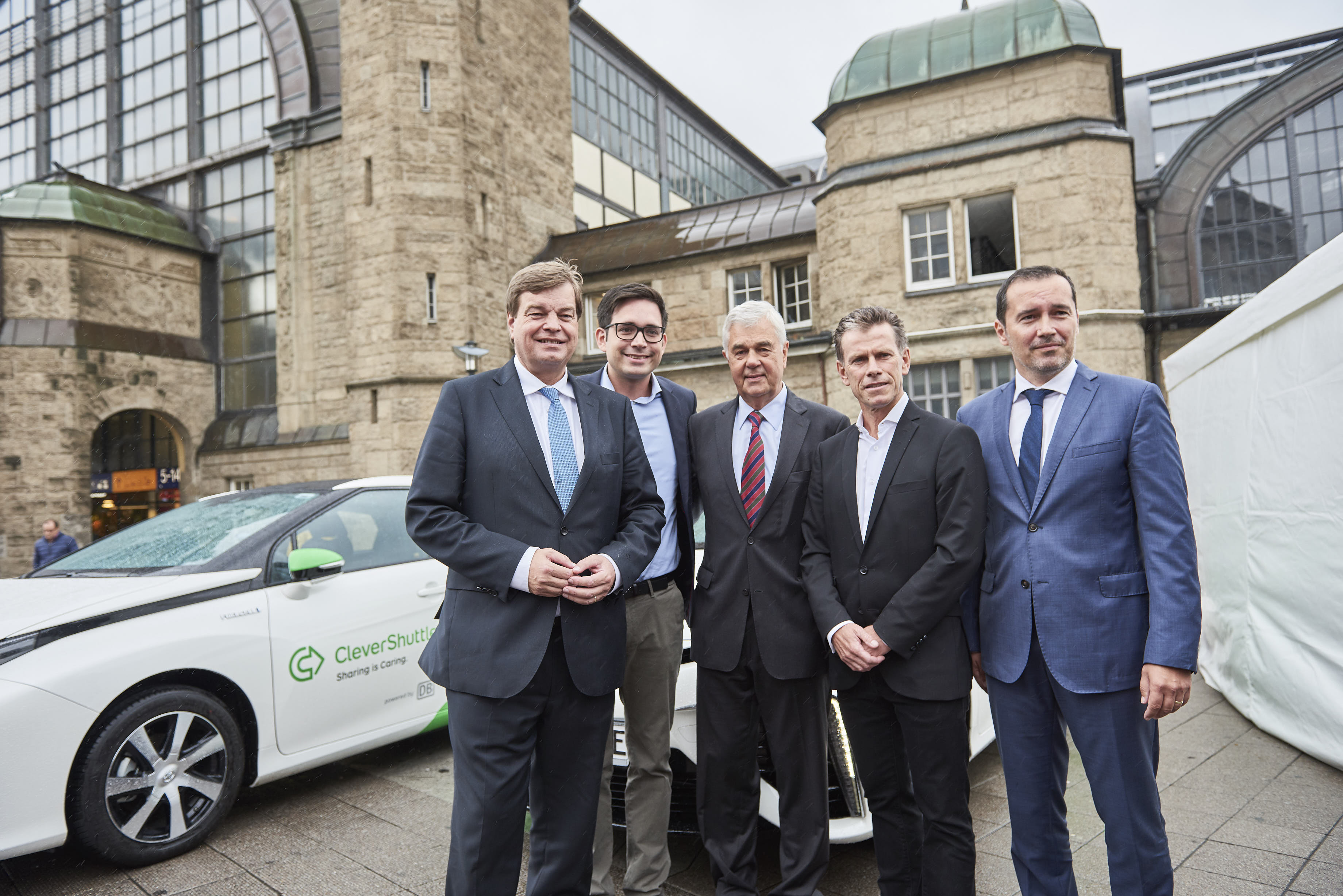 Clever and climatefriendly 20 Toyota Mirai for Hamburg