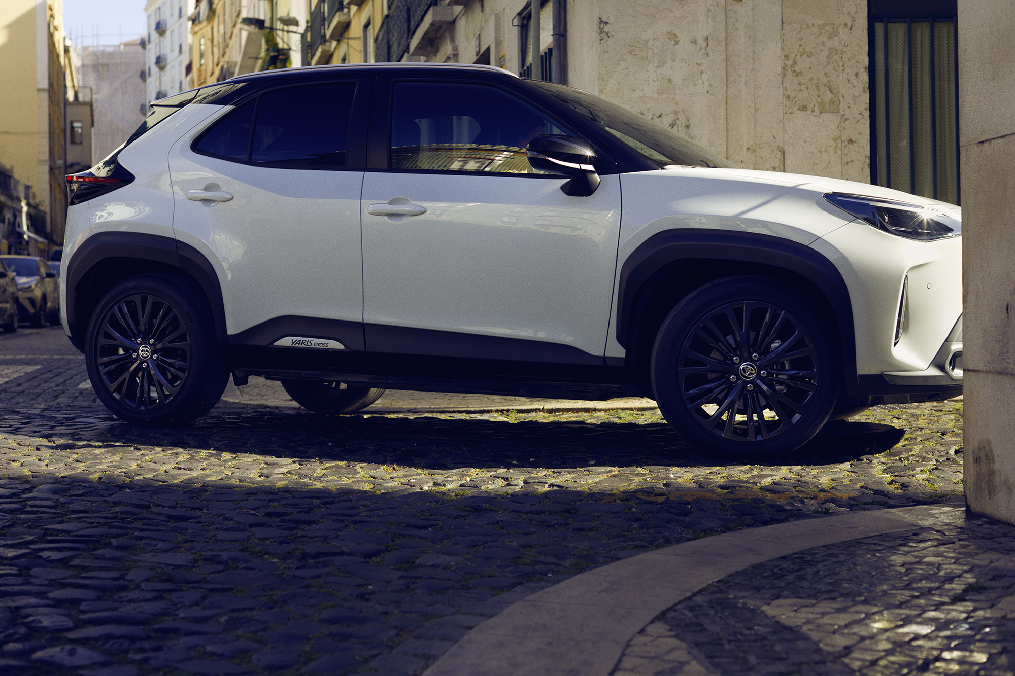 Arrancan las entregas del nuevo Toyota Yaris Cross Electric Hybrid