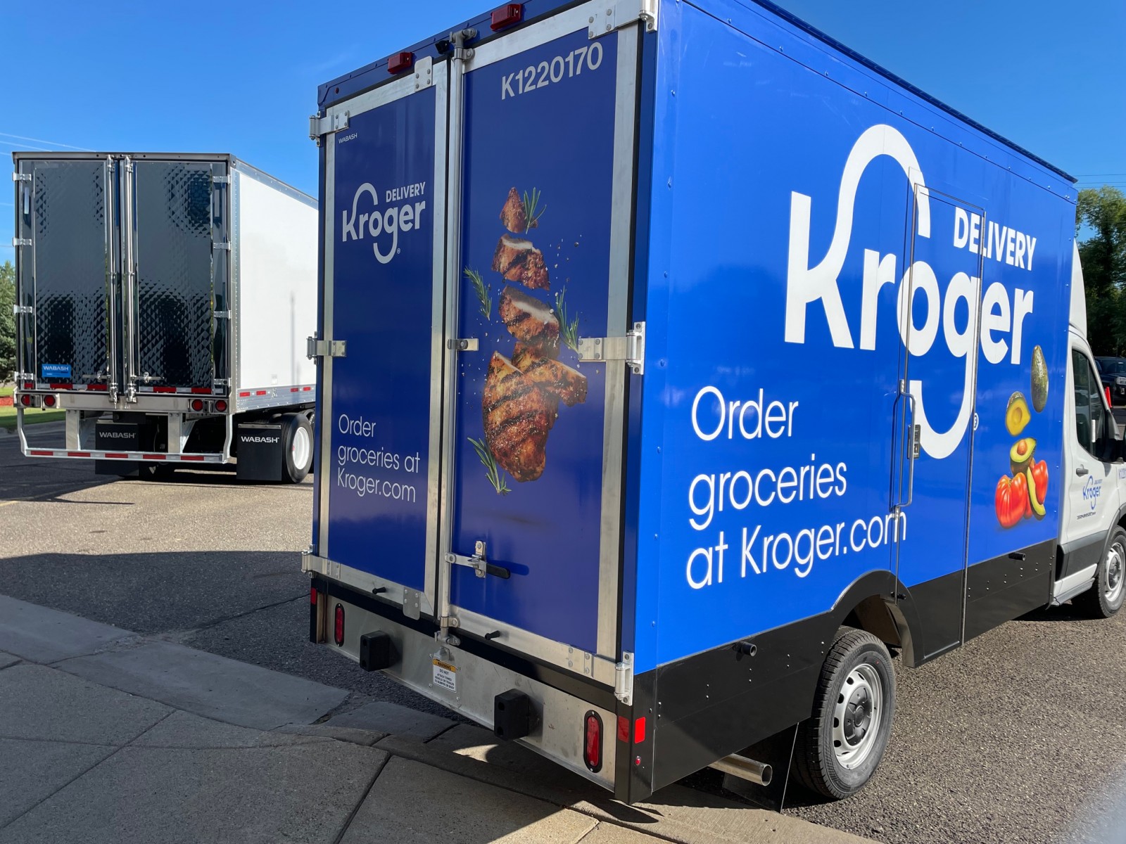 Refrigerated trailer and truck body with EcoNex Technology