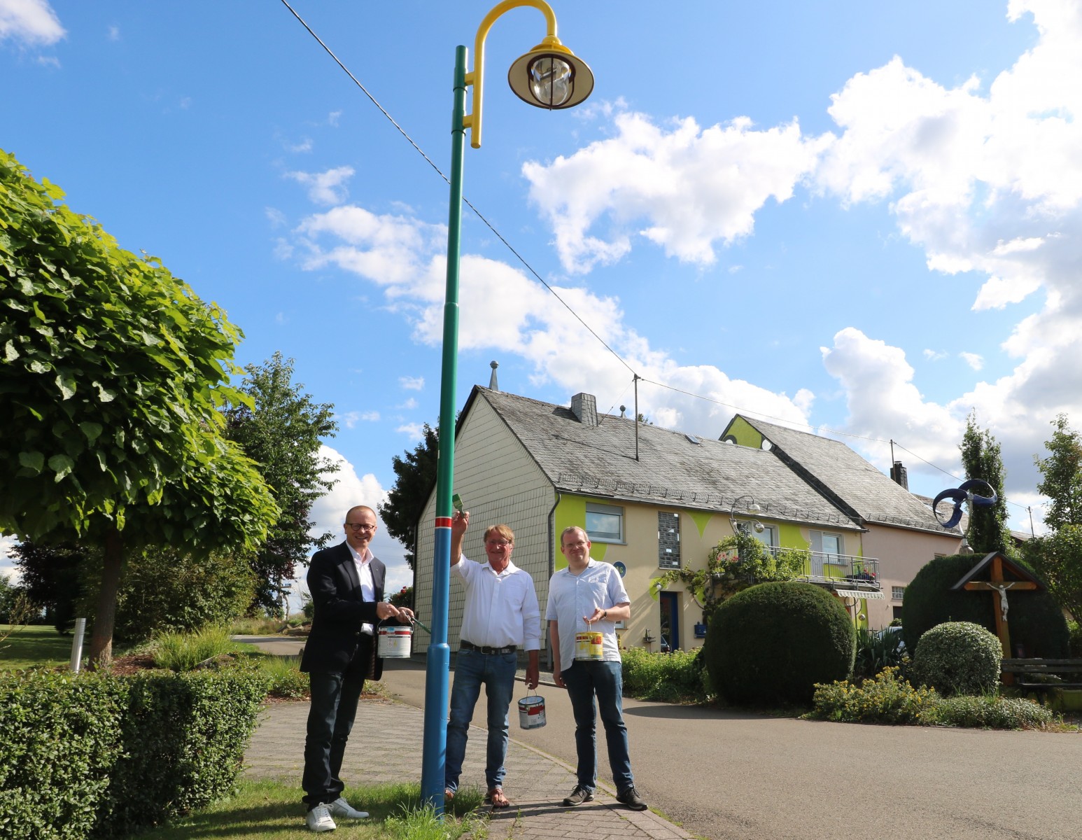 Farbige Strassenlaternen Schmucken Strassen In Schwall