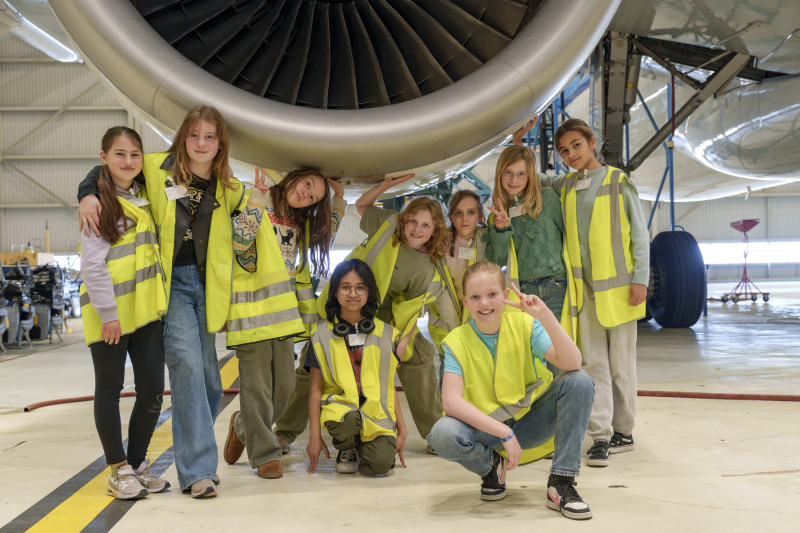 Welche Stadtteile In Lübeck Meiden KLM opent haar deuren voor jonge meiden tijdens Girls’ Day
