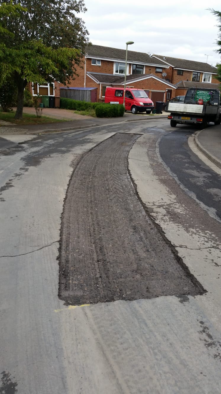 Grove's Woodhill Drive goes back to black