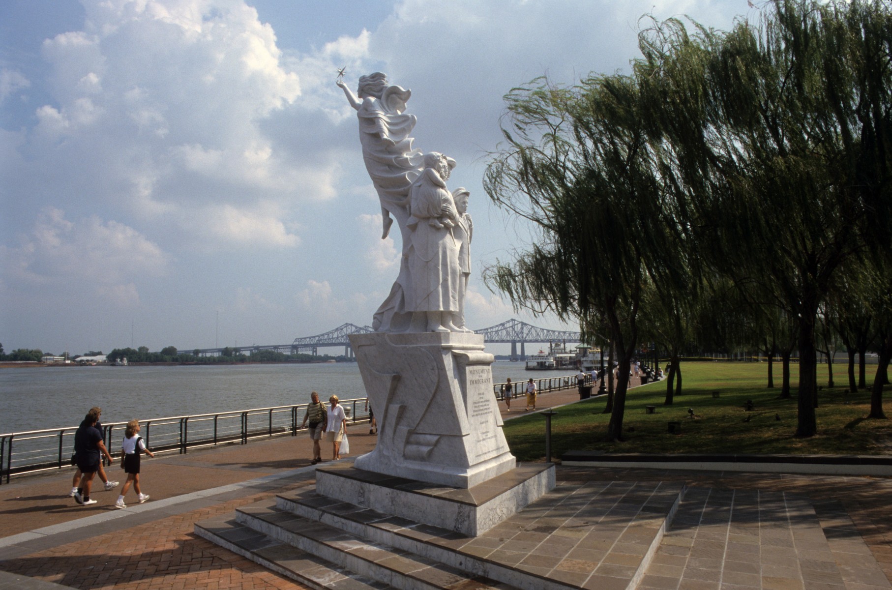 Woldenberg Park Artwork