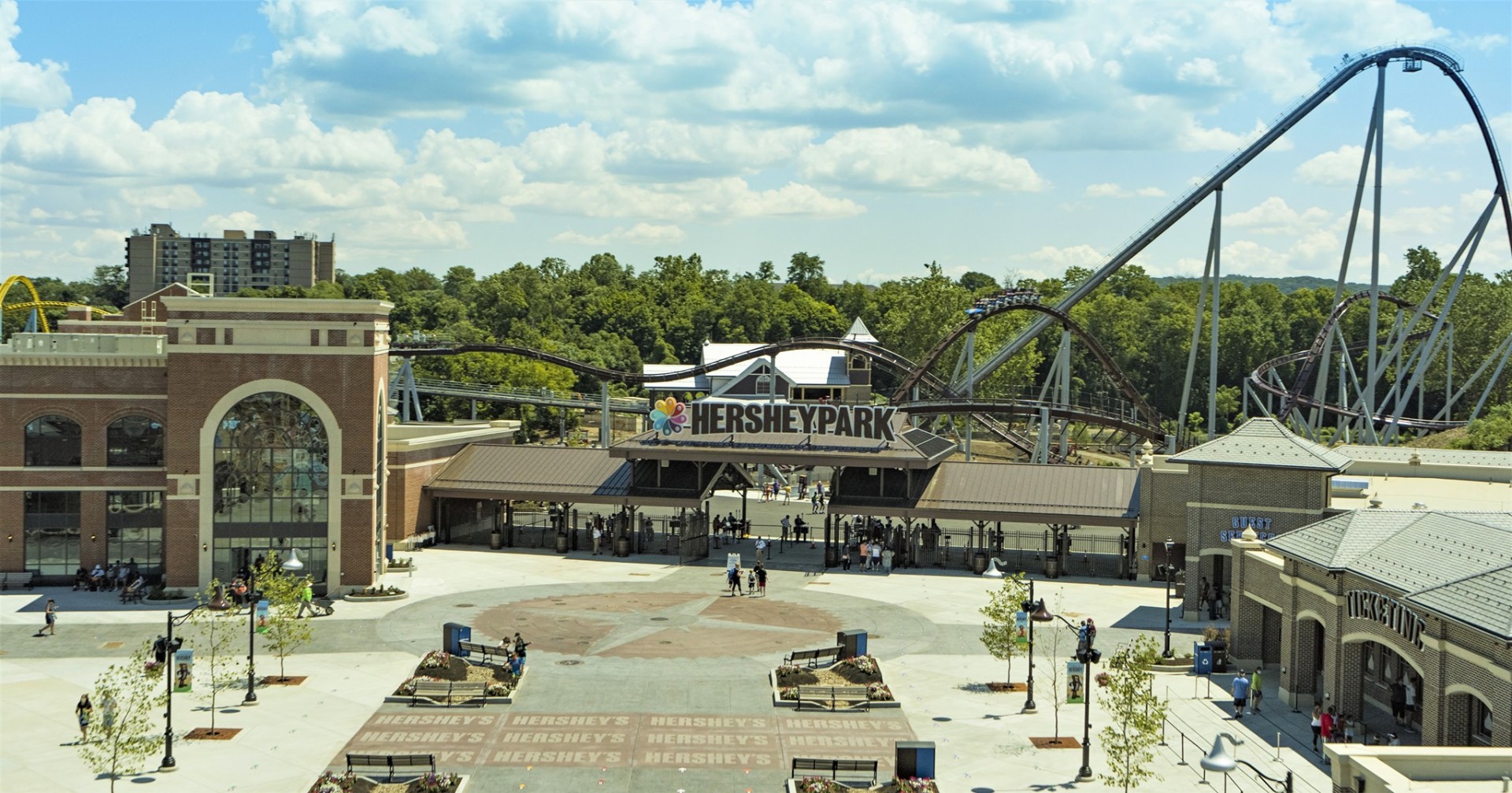 hersheypark-kicks-off-its-115th-season