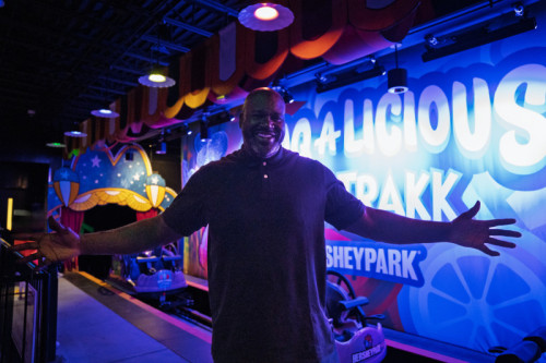 Shaquille O’Neal Makes a Sweet Stop in Hershey
