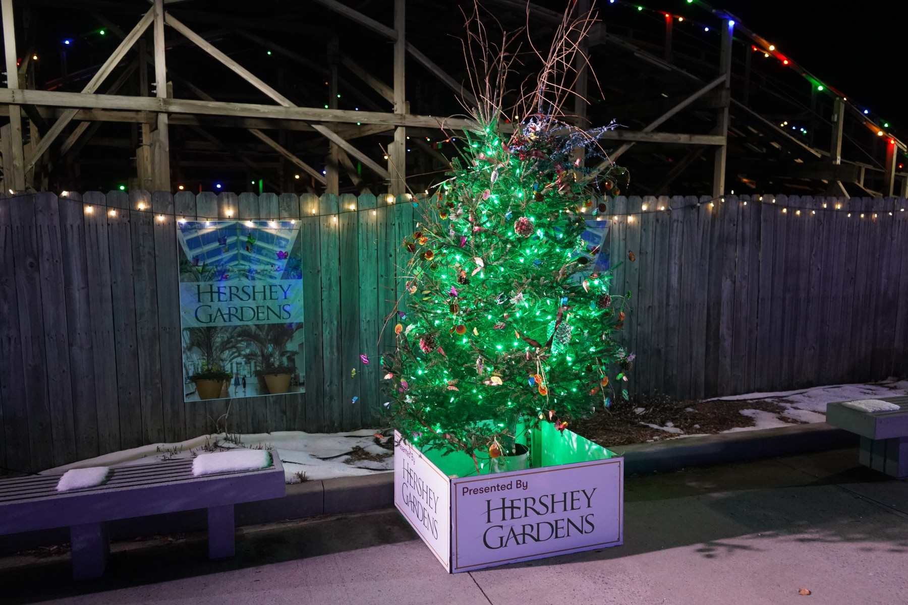 TREEville Trail Guide at Hersheypark Christmas Candylane