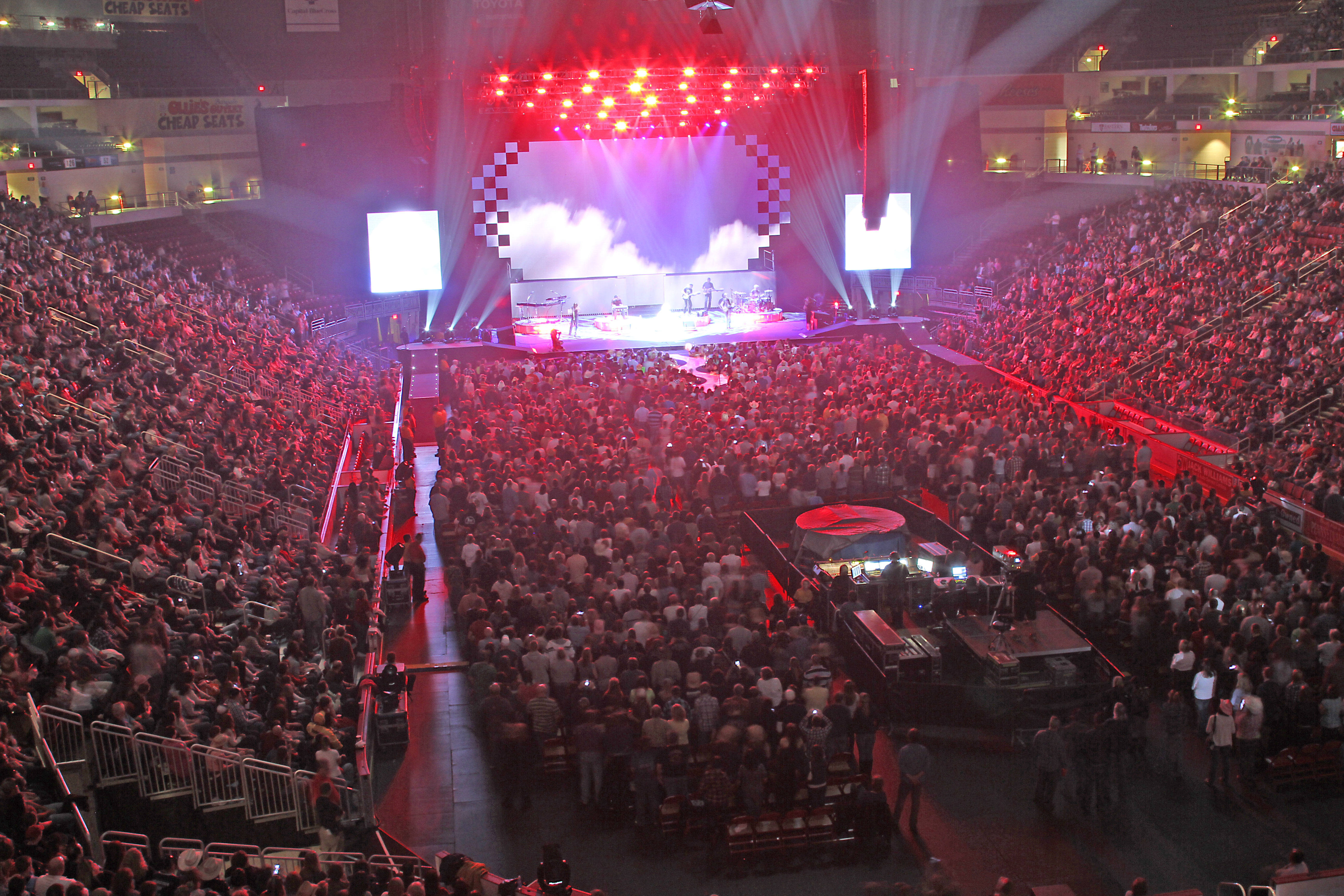 Giant Center Turns 15