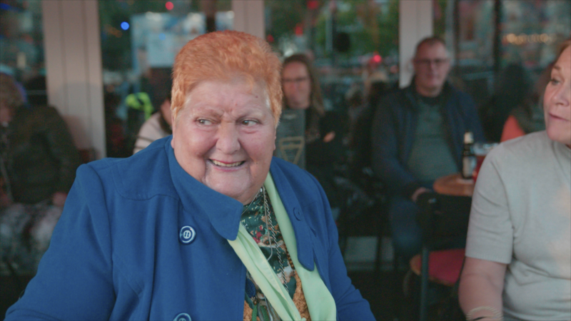 Lekker Neuken Op De Wallen Zonder Te Betalen 'BIJ ONS OP DE WALLEN' GEEFT EEN UNIEKE BLIK IN BERUCHTE BUURT