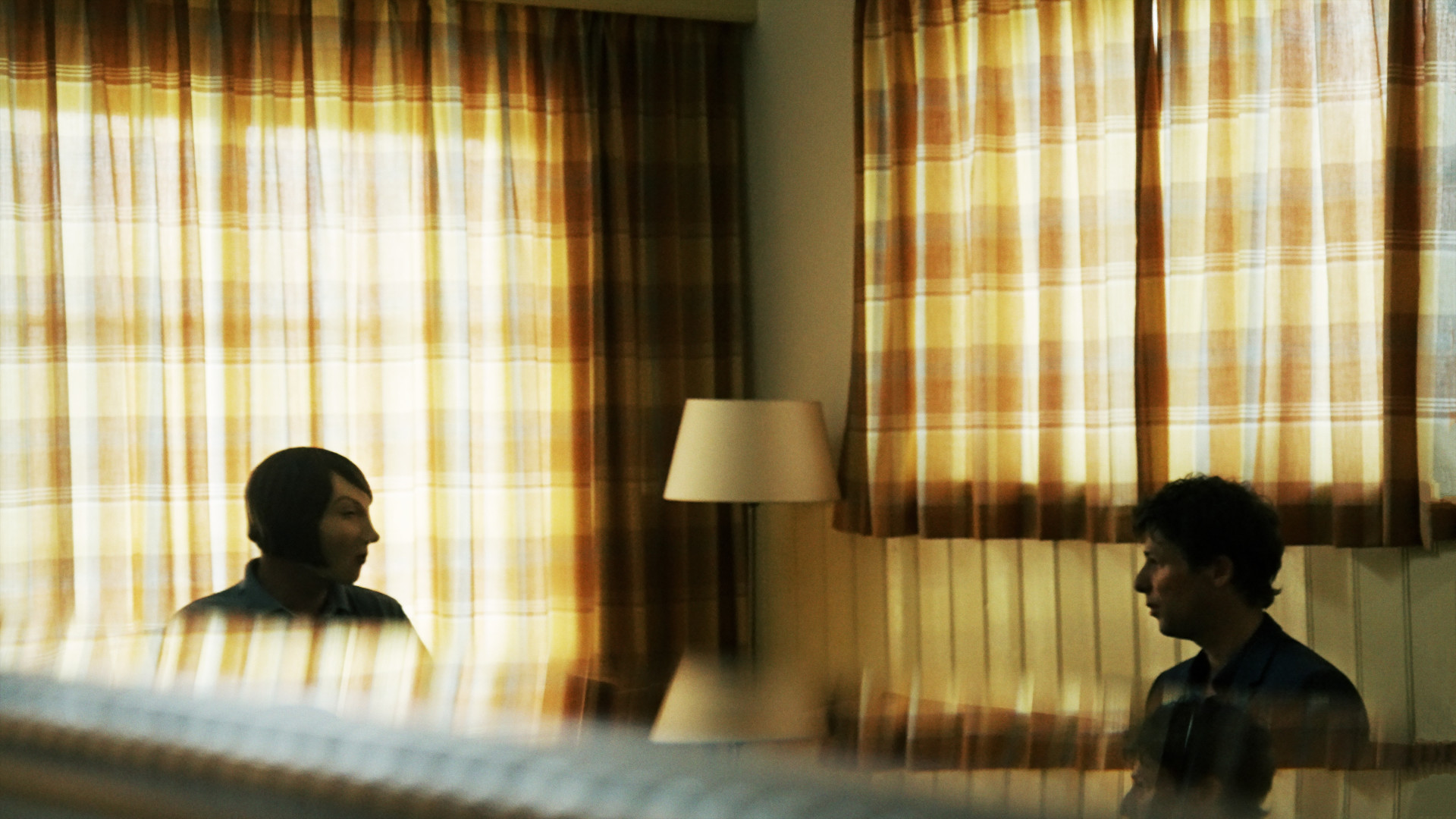 ‘NIEMAND DIE HET ZIET’ JOURNALISTIEKE DETECTIVE TOONT ONZICHTBARE