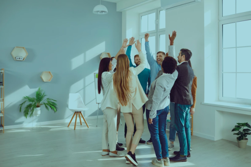 ‘Jongeren willen stabiliteit en ontwikkeling, niet werken als digital nomad op Bali’