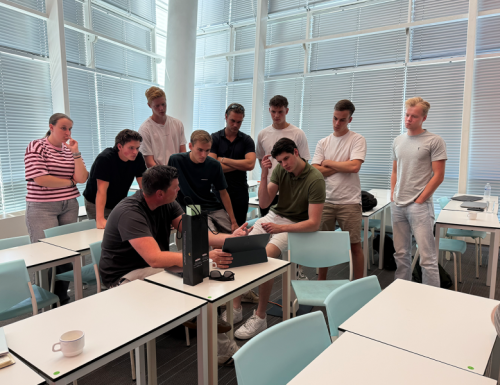 Studenten onderzoeken internationale groeikansen voor hightech tuinbouwbedrijven
