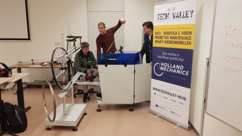 Studenten aan de slag met groot materieel