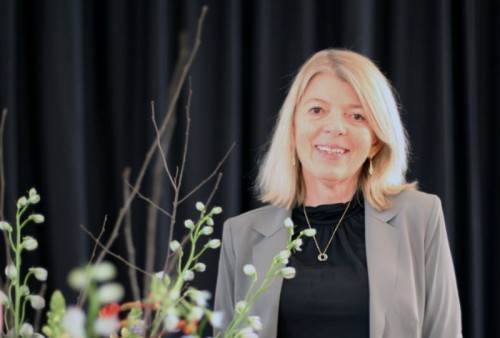 Wilma Swildens in rede over interprofessionele zorg in de gebiedsgerichte GGZ