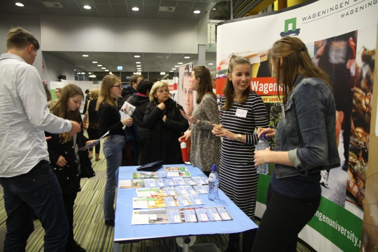 Duizenden scholieren bij Studiebeurs+ Inholland Rotterdam