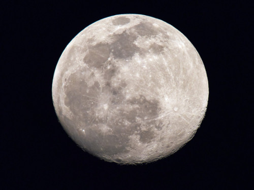 ‘Bemande vlucht naar de maan meer dan technisch spektakel’