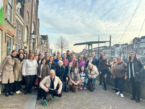 De smaak van verbinding en indrukwekkende verhalen uit Oekraïne.